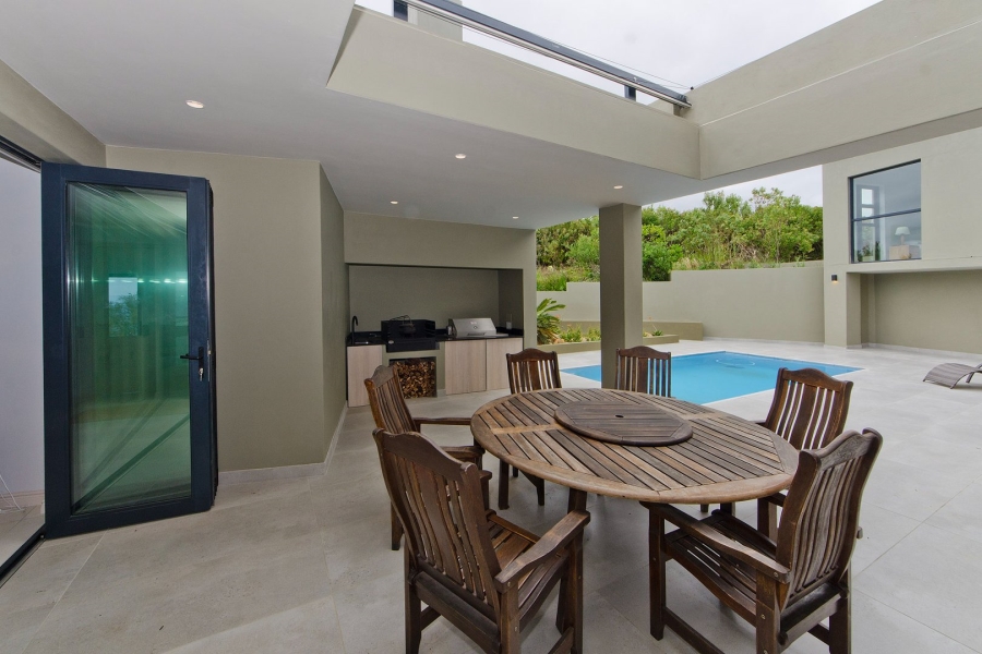 5 Bedroom Property for Sale in Pezula Private Estate Western Cape